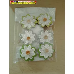   Facsipesz tavaszi virág figurás 2,5x2,5x0,3 cm 6 db/csomag(fa csipesz)