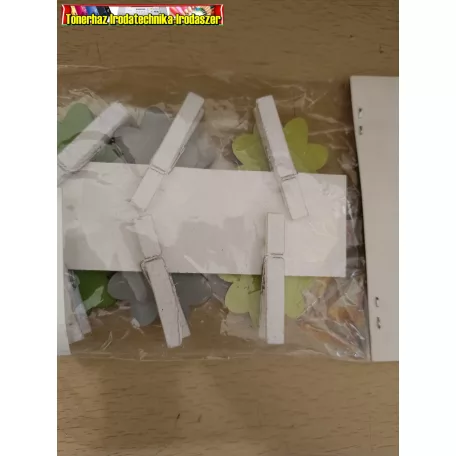 Facsipesz tavaszi virág figurás 2,5x2,5x0,3 cm 6 db/csomag(fa csipesz)